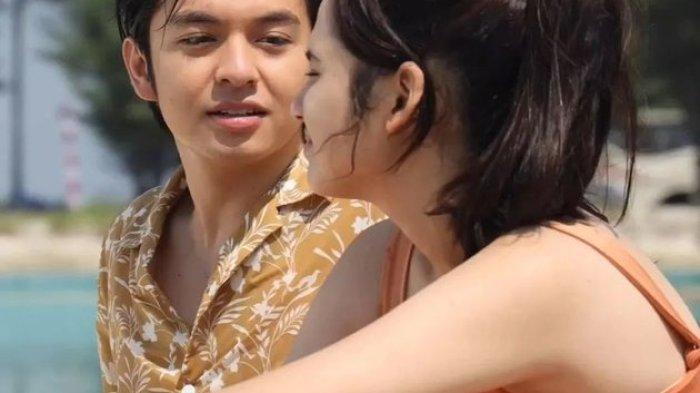 Angga Yunanda dan Syifa Hadju di film Catatan Si Boy