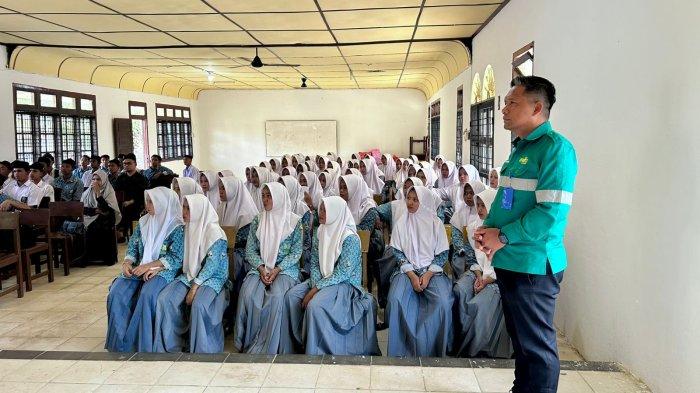 Azizon Berbagi Inspirasi Masa Depan: