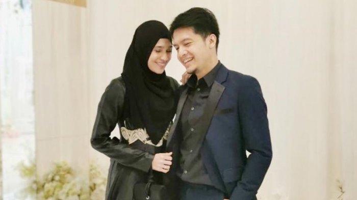 Dhini Aminarti dan Dimas Seto
