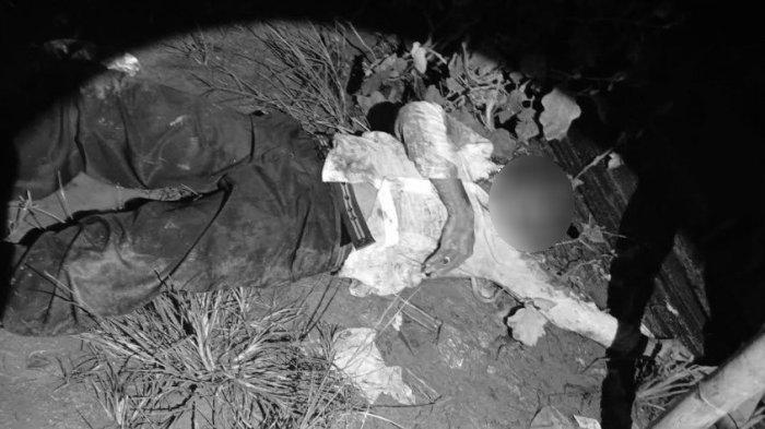 DIHAJAR MASSA; Mantan Kanit Reskrim Polsek Talun Kenas, Sabirin ditemukan terkapar di Desa Tadukan Raga Kecamatan STM Hilir Kabupaten Deli Serdang, Senin (28/4/2025). Ia sempat dihajar warga yang geram dengan perbuatannya.