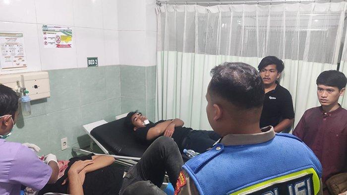Korban laka lantas di jalan Banda Aceh - Meulaboh tepatnya depan PT Sei, Gampong Mon Ikeun, Kecamatan Lhoknga, Aceh Besar, Sabtu (23/11/2024).