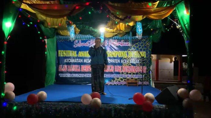 Keuchik Gampong Durung Alwi SAg menyampaikan sambutan pada Perlombaan Festival Anak Shaleh (FASI) pada 20-23 September 2024