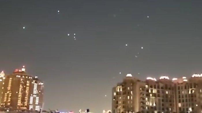RUDAL IRAN - Iran mengebom pangkalan militer AS Al-Udeid di Qatar. Rudal di langit Doha