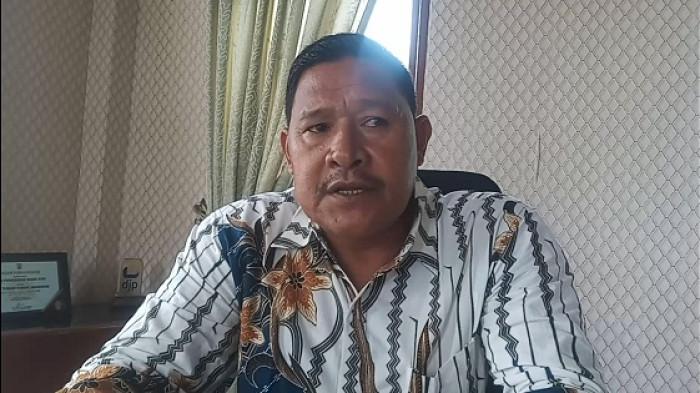 Kadis Perkebunan Nagan Raya, Bustami.