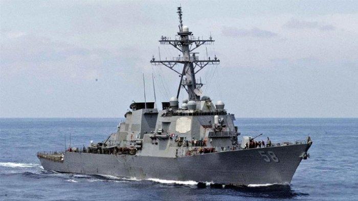 Kapal perusak USS Laboon milik AS menjadi sasaran serangan Houthi Yaman di laut Merah, Senin (15/1/2024).