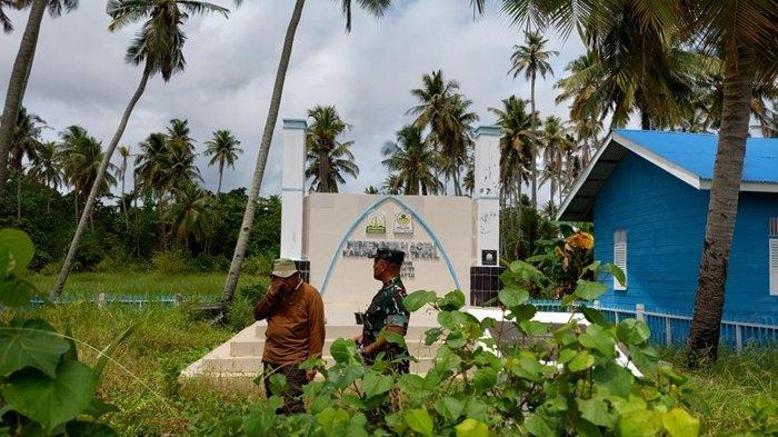MONUMEN ACEH - Monumen yang dibangun Pemerintah Aceh di Pulau Panjang, Kecamatan Singkil Utara, Aceh Singkil, tahun 2012 lalu. Pulau tersebut kini beralih kepemilikan dari Aceh ke Sumatera Utara.