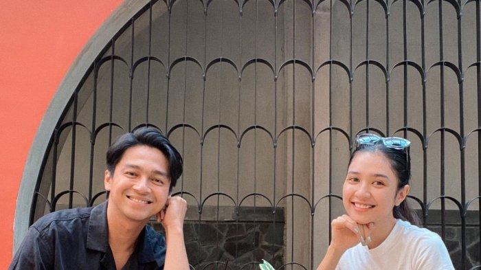 Potret Deva Mahenra dan Mikha Tambayong.