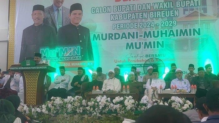 Sejumlah ulama hadiri deklarasi pasangan balon Bupati dan Wakil Bupati Bireuen, Murdani Yusuf SE - Tgk Abdul Muhaimin
disingkat Mu’min di Gedung Serba Guna Hj Fauziah Convention Hall di Lapangan Galacticos Desa Cot Gapu, Kota Juang, Bireuen, Rabu (28/8/2024)