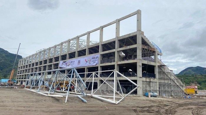 Bagian belakang Tribun Penonton di Venue Pacuan Kuda PON XXI Aceh-Sumut 2024,Belang Bebangka, Pegasing, Aceh Tengah, diambil Pada Sabtu (7/9/2024).