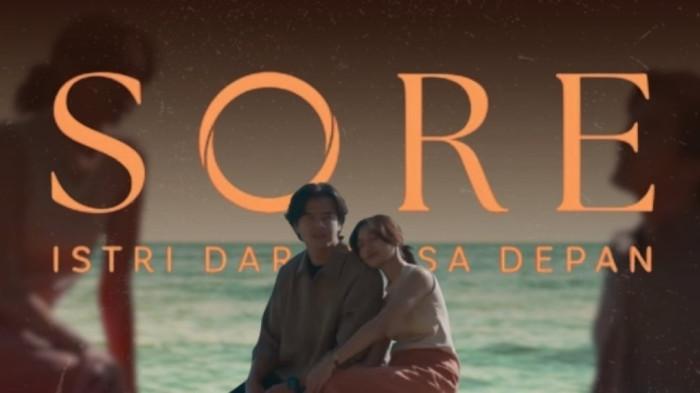 POSTER film Sore: Istri dari Masa Depan