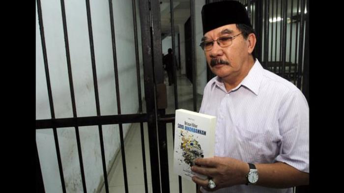 Antasari Azhar.