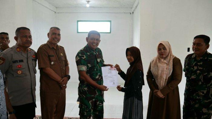 Danrem 011/Lilawangsa, Kolonel Inf Ali Imran meresmikan Meunasah Darul Ijabah Ratu Nahrisyah, di Gampong Kuta Krueng, Kecamatan Gedung Samudera Pase, Aceh Utara, Senin (28/4/2025).