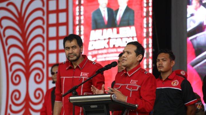 Dek Fadh dalam pidato Deklarasi Mualem - Dek Fadh sebagai Calon Wakil Gubernur Aceh dan Wakil Gubernur Aceh di Taman Ratu Safiatuddin Banda Aceh, Minggu (25/08/2024).