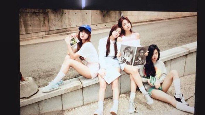 Foto pradebut BLACKPINK yang diunggah mantan pengarah kreatif YG Entertainment.