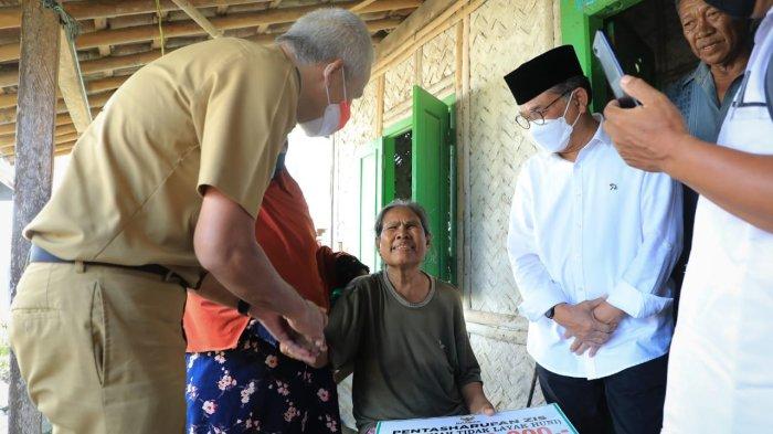 Turunkan Kemiskinan Jateng dengan Dana Zakat, Cara Ganjar Ditiru Banyak Provinsi