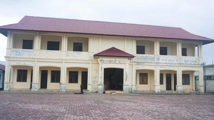 salah satu gedung di Rumah singgah Dinas Sosial Banda Aceh, berlokasi di Gampong Lamjabat, Kecamatan Meuraxa, Kota Banda Aceh, Provinsi Aceh.