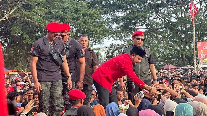 Kampanye akbar Al-Farlaky Zainal (AZAN) di lapangan Gampong Beusa, Peureulak Barat, Kamis (21/11/2024)