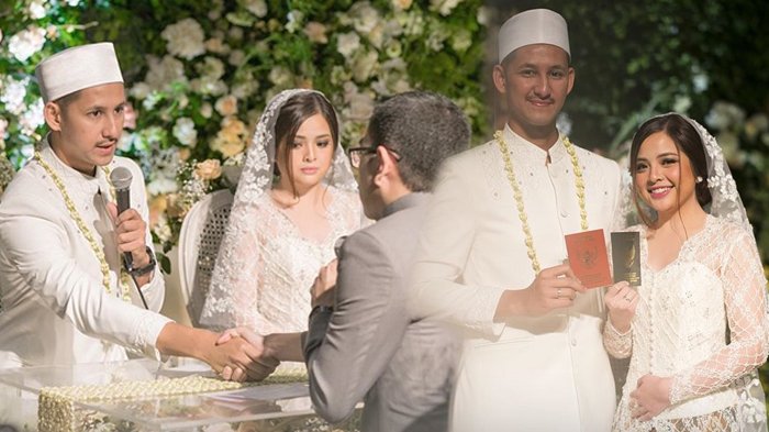 Randi Bachtiar mengucapkan ijab kabul pada akad nikah dengan penyanyi Tasya Kamila di Hotel Ritz Carlton, Kuningan, Jakarta Selatan, Minggu (5/8/2018).