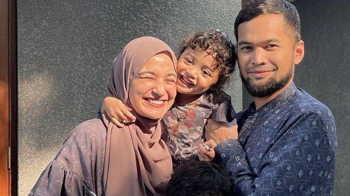 Shireen Sungkar dan Teuku Wisnu