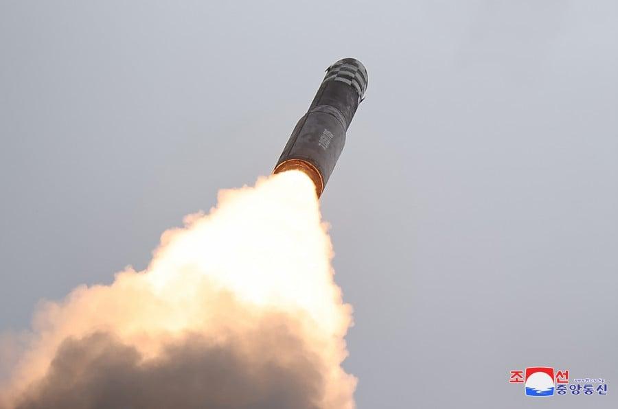 ICBM Hwasongpho-18 merupakan sistem senjata inti dari kekuatan strategis Korea Utara.