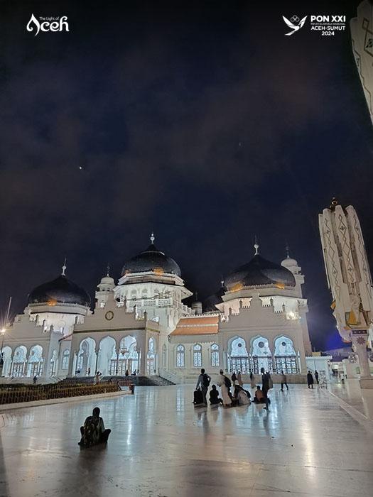 Masjid Raya Baiturrahman Banda Aceh.