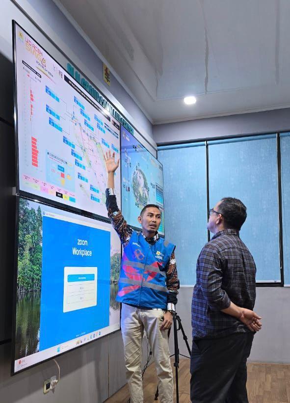 PLN berkomitmen untuk terus meningkatkan pelayanan dengan menunjung tinggi keselamtan kerja