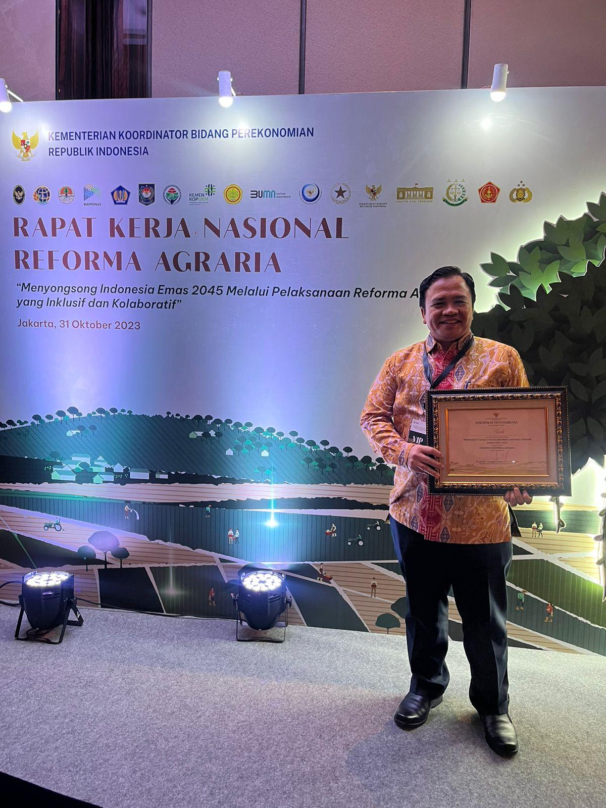 Pemerintah Aceh dinobatkan sebagai juara Kedua kategori Reforma Agraria terbaik 2021-2022