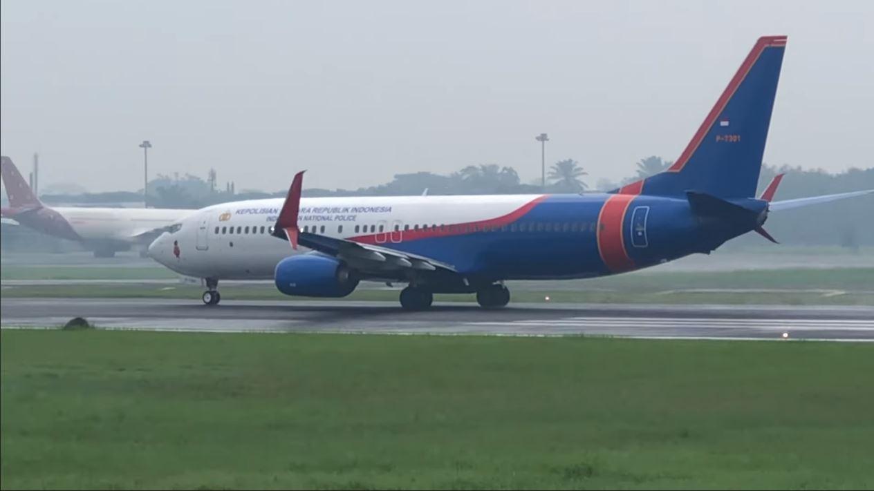 Pesawat Boeing 737-800 milik Polri.
