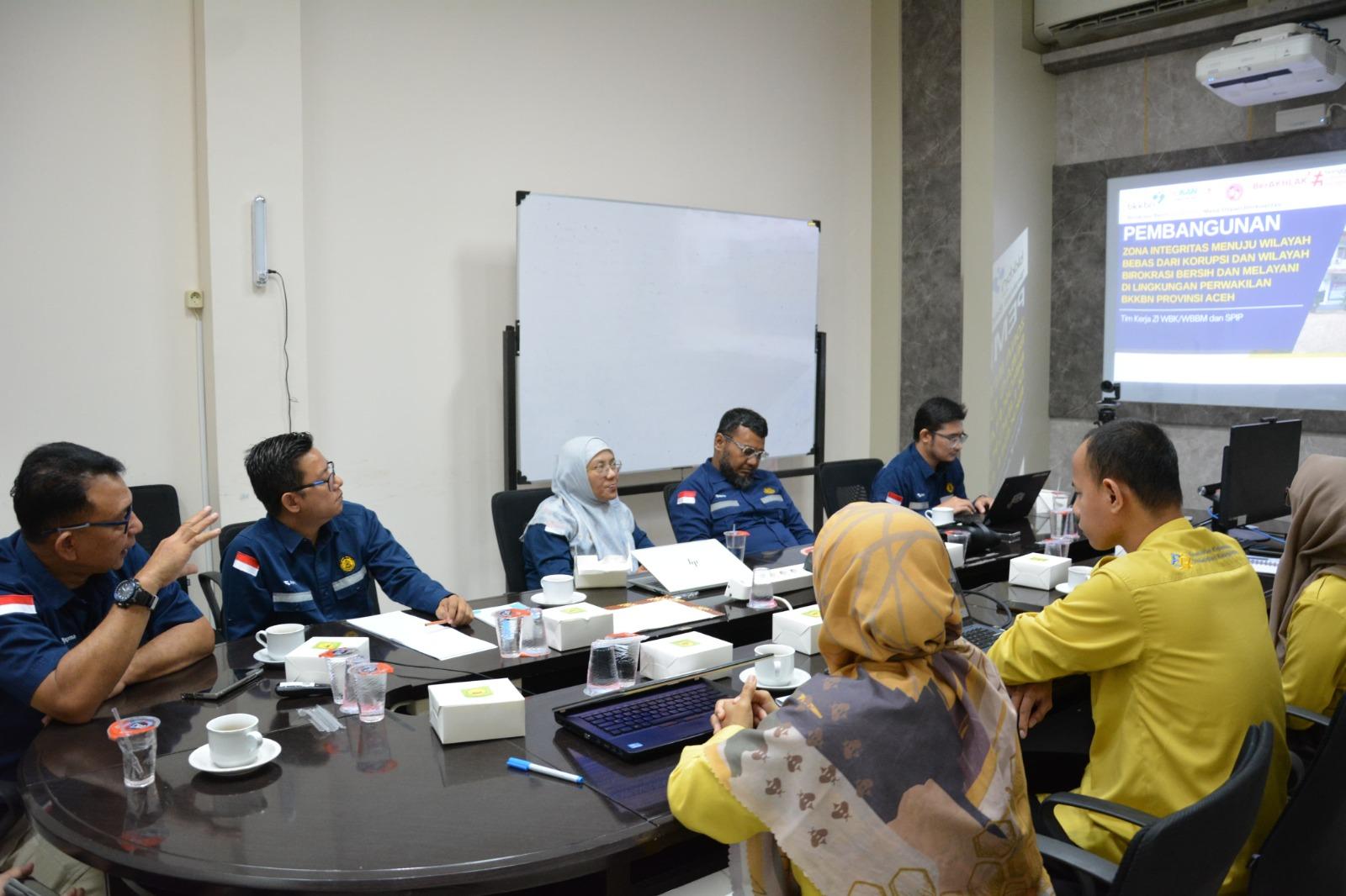 Kementerian Kependudukan dan Pembangunan Keluarga/BKKBN Perwakilan BKKBN Aceh diundang Badan Pengelola Migas Aceh (BPMA) dalam kegiatan Sharing Session pelaksanaan persiapan Pencanangan Pembangunan Zona Integritas Wilayah Bebas dari Korupsi (ZI WBK). Kegiatan ini dibuka pelaksanaannya oleh Sekretaris BPMA, Muchsin, pada Rabu,(14/5/2025) di Banda Aceh.