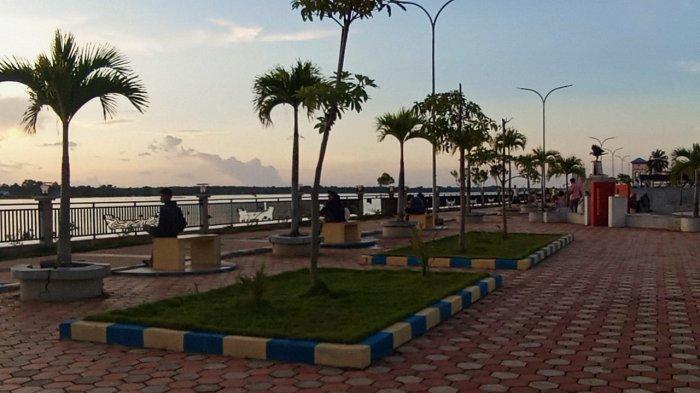 Fasilitas di Pantai Kiom Kota Tual, Rabu (20/11/2024).
