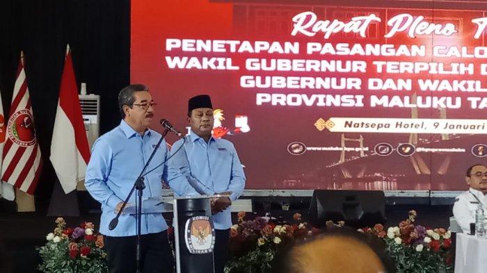 Hendrik Lewerissa dan Abdullah Vanath saat menyampaikan pidato saat rapat pleno terbuka penetapan gubernur dan wakil gubernur Maluku, di The Natsepa Hotel, Kabupaten Maluku Tengah, Kamis (09/01/2025) malam.