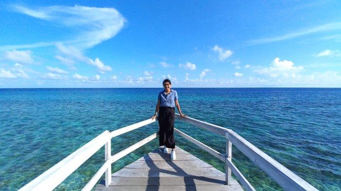 Pantai Namalatu Ambon dan Deretan Lokasi yang Bikin Foto Semakin Kece