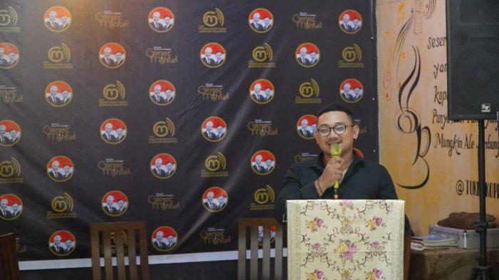 Ketua Tim Pemenangan Muda Ganjar-Mahfud Maluku, Stevanno Romer saat sambutan deklarasi di Cafe Ujung JMP, Poka, Kecamatan Teluk Ambon, Kota Ambon, Kamis (4/1/2024) Malam.