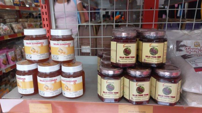 Selai Tomi-tomi dan selai gandaria dijual di The Ambon Manise Shop