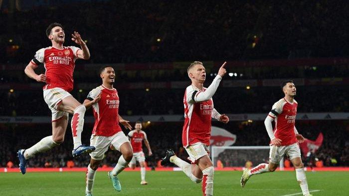 Selebrasi pemain Arsenal, Oleksandr ZInchenko, yang melawan Burnley pada laga Liga Inggris di Stadion Emirates, Sabtu 11 November 2023.