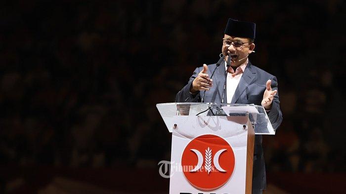 Bakal capres Koalisi Perubahan untuk Persatuan, Anies Baswedan menyampaikan pidato politik di acara perayaan Milad PKS ke-21 di Istora Senayan, Jakarta Pusat, Sabtu 20 Mei 2023. Dalam pidato itu, Anies menyampaikan tiga pantun menjelang Pilpres 2024 sebagai pembukaan pidato politiknya.