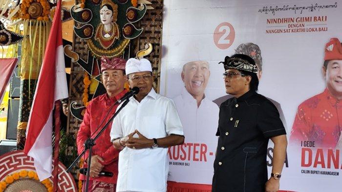 Krama Sidemen Karangasem Minta Koster-Giri kembali pimpin Bali, dinilai selalu bantu warga Bali. Aspirasi ini disampaikan saat kampanye terbuka tahap pertama, Paslon Gubernur Bali nomor 2 Wayan Koster dan Nyoman Giri Prasta (Koster-Giri) Rabu 2 Oktober 2024 - Dinilai Selalu Bantu Warga Karangasem, Krama Sideman Minta Koster-Giri Kembali Pimpin Bali