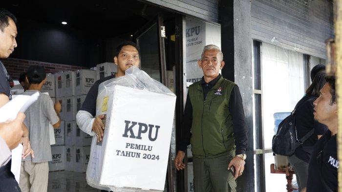 Ilustrasi Pemilu - Ketua Komisi Pemilihan Umum (KPU) Tabanan, I Wayan Suwitra mengatakan, bahwa tidak ada yang mendaftarkan diri hingga batas akhir dibukanya penyerahan dukungan syarat minimal bakal pasangan calon perseorangan.