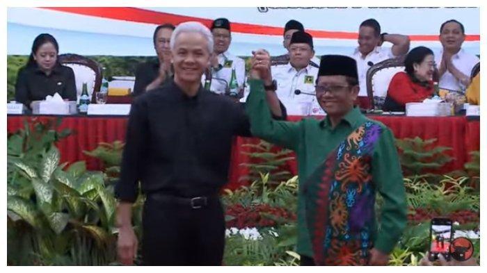 Ganjar Pranowo dan Mahfud MD - Mahfud MD pun menyampaikan sambutan pertamanya sebagai bacawapres, kenang memori bersama Ganjar saat berada di DPR RI.
