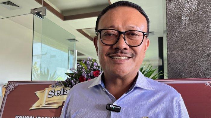 Gde Sumarjaya Linggih alias Demer, Ketua Bidang Pemenangan Pemilu Bali, NTB, NTT DPP Golkar yang juga incumbent DPR RI. Terbaru, ungkap Golkar Bali dapat telurkan 2 kursi DPR RI.