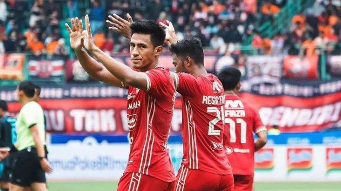 Hanif Sjahbandi saat membela Persija Jakarta dalam laga kontra Arema FC pada pekan ke-24 Liga 1