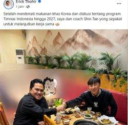 Ketum PSSI (kiri) Erick Thohir dan Shin Tae-yong dalam jamuan makan baru-baru ini