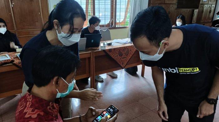 SENTER - Pengenalan aplikasi SENTER untuk membantu penderita TBC rutin minum obat.