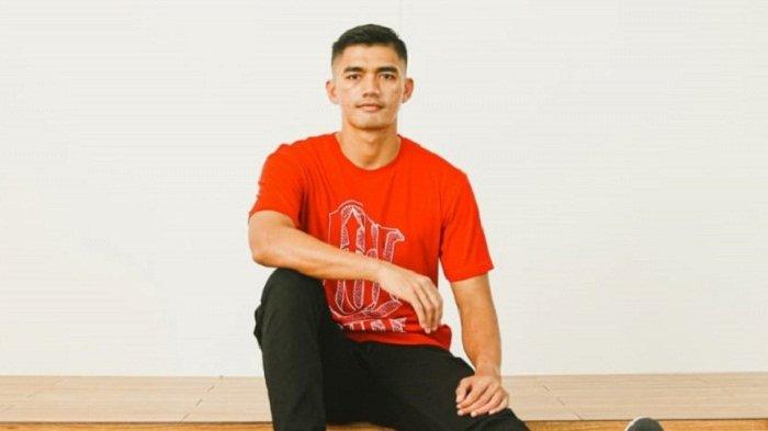 Di Persib Bandung, persaingan posisi utama penjaga gawang semakin ketat dengan kehadiran penjaga gawang Timnas Filipina Kevin Ray Mendoza yang menjadi andalan Bojan Hodak. Selain itu, Fitrul juga harus bersaing dengan Teja Paku Alam.