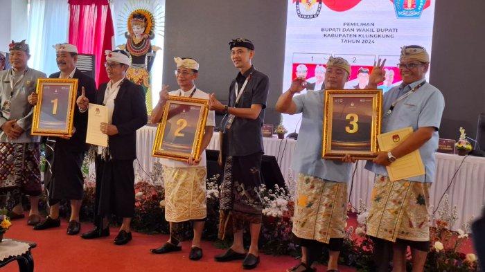Pengundian nomor urut untuk Calon Bupati dan Wakil Bupati Klungkung digelar, Senin 23 September 2024 di Kantor KPU Klungkung - Pengundian Nomor Urut Paslon di Klungkung, Astaguna Nomor 1, Satriya Nomor 2, Jaya Nomor 3