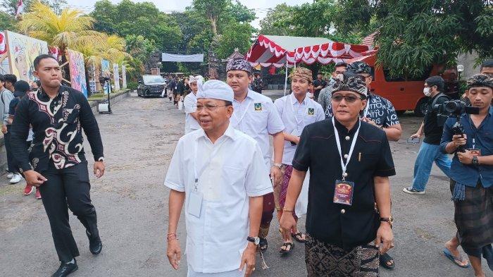 Proses pengundian nomor urut di Kantor KPU Bali - Koster-Giri Nomor Urut 2, Mulia-PAS Nomor Urut 1, Siap Tarung Pilgub Bali 2024