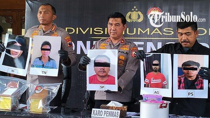 Lima potret terduga teroris jaringan Bom Bunuh Diri Di Bandung, akhir tahun 2022 lalu.