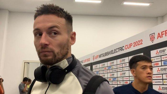 Gelandang Timnas Indonesia, Marc Klok seusai laga semifinal Leg 1 Piala AFF 2022 (6/1/2023).