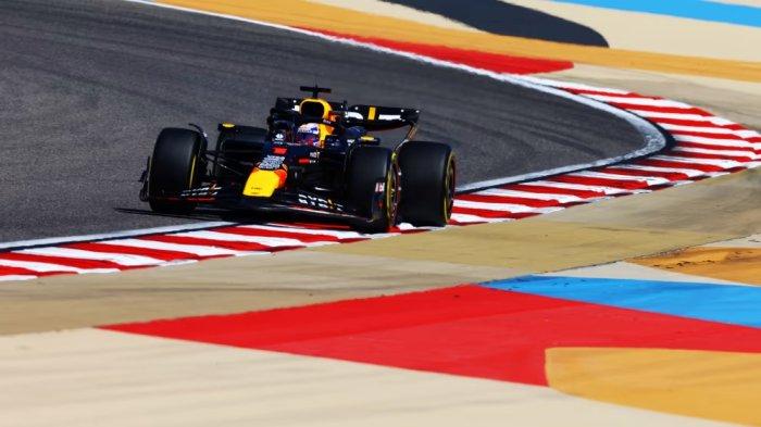 Max Verstappen menjadi yang tercepat dalam hari pertama tes pramusim F1 2024 di Bahrain pada Rabu 21 Februari 2024.