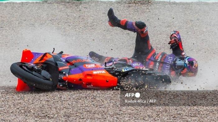 Martin Alami Crash saat Race MotoGP Jerman 2024 - MotoGP Jerman: Lap Terakhir Menuju Podium Juara Kandas, Jorge Martin Harus Keluar Balapan Usai Crash